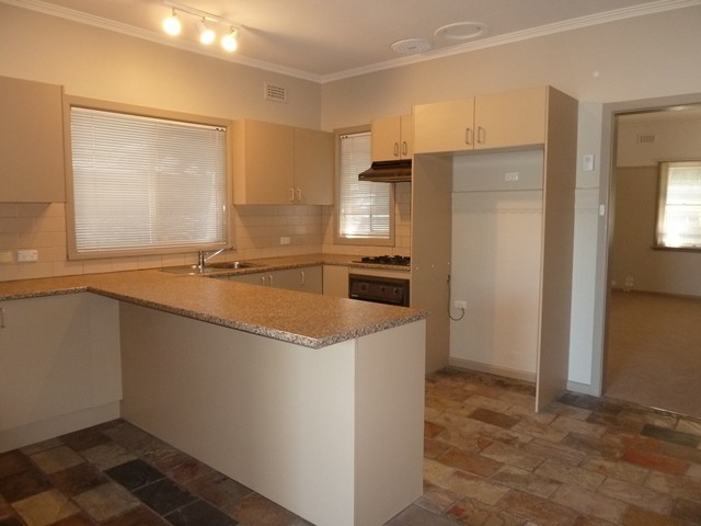 6 Farmer Street, Ashwood, VIC 3147 - Thumbnail 1 - 22/05/2019