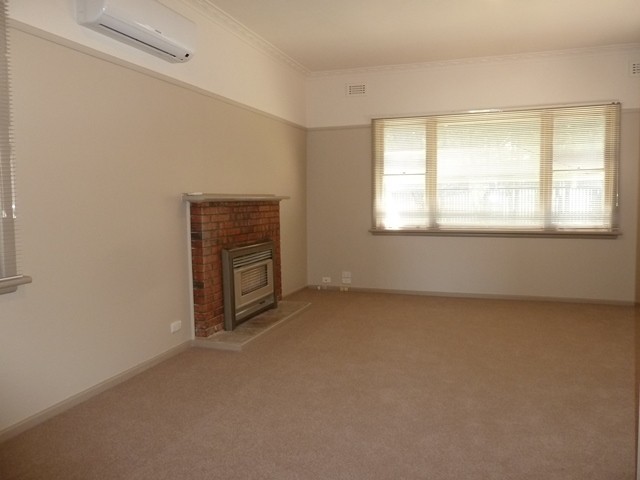 6 Farmer Street, Ashwood, VIC 3147 - Thumbnail 2 - 22/05/2019