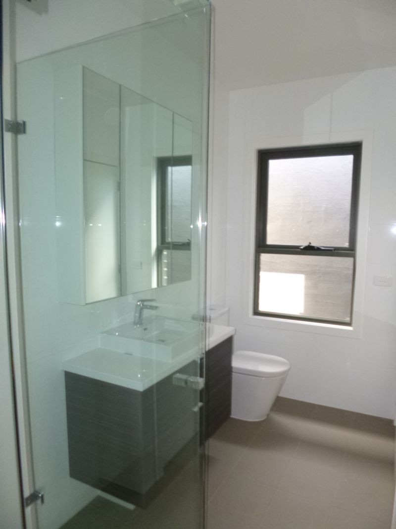 2/133 Deakin Street, Essendon, VIC 3040 - Thumbnail 2 - 22/05/2019