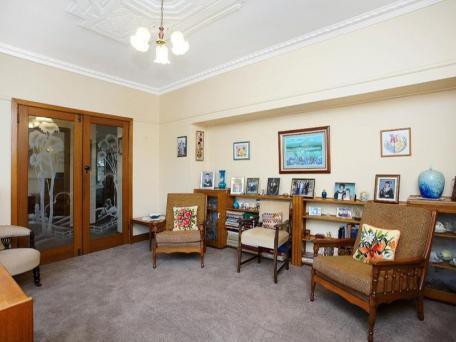 17 Heathmont Road, Ringwood, VIC 3134 - Thumbnail 2 - 28/01/2014