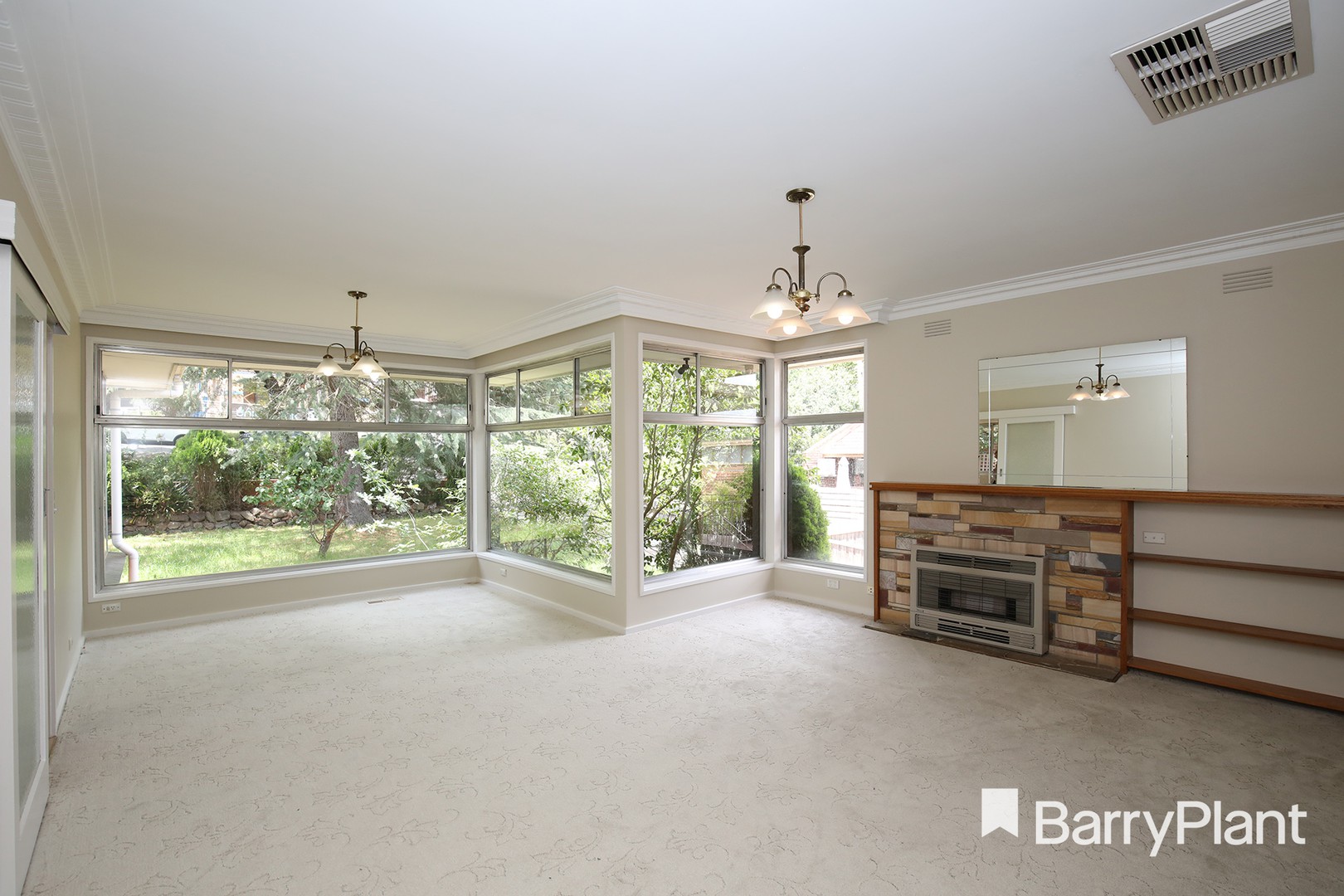 83 Anderson Street, Lilydale, VIC 3140 - Thumbnail 2 - 28/01/2014