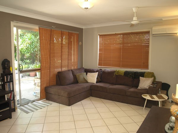 1/41 Kumbari Avenue, Southport, QLD 4215 - Thumbnail 1 - 22/05/2019