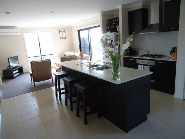 19 Elegante Road, Point Cook, VIC 3030 - Thumbnail 2 - 22/05/2019