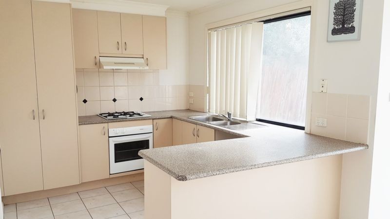 37 Mathisen Terrace, Hillside, VIC 3037 - Thumbnail 2 - 22/05/2019