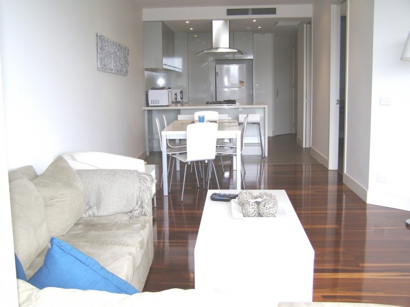 6/7 Bell Street, Torquay, VIC 3228 - Thumbnail 2 - 20/05/2019