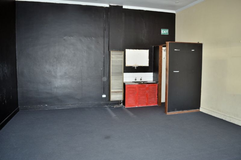 102 Bell Street, Heidelberg Heights, VIC 3081 - Thumbnail 1 - 22/05/2019