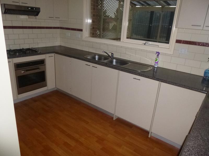 16 O'Donnell Drive, Caroline Springs, VIC 3023 - Thumbnail 1 - 22/05/2019