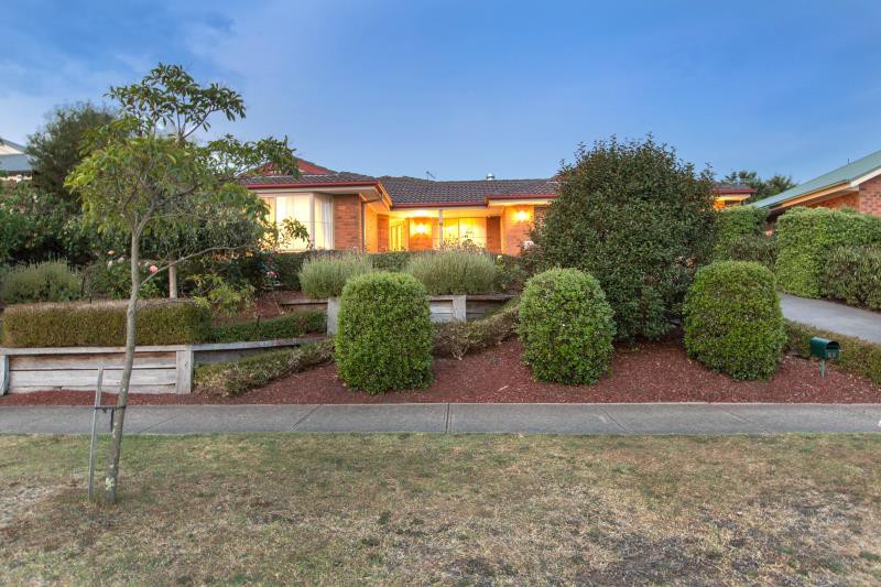 23 Caversham Drive, Mornington, VIC 3931 - Thumbnail 2 - 22/05/2019