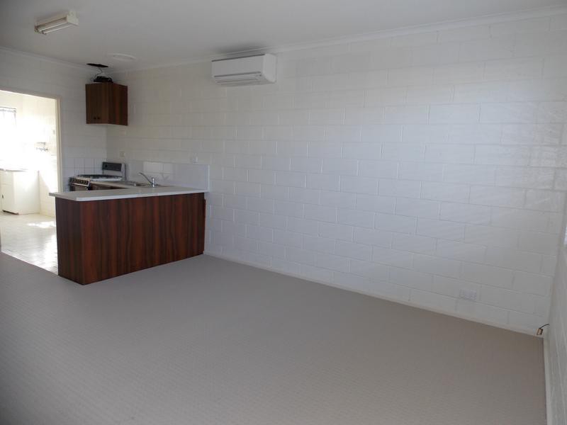 3/1 Leslie Street, St Albans, VIC 3021 - Thumbnail 2 - 22/05/2019