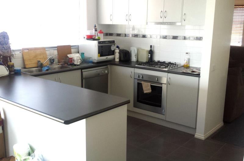 15 Victoria Place, Pakenham, VIC 3810 - Thumbnail 1 - 22/05/2019