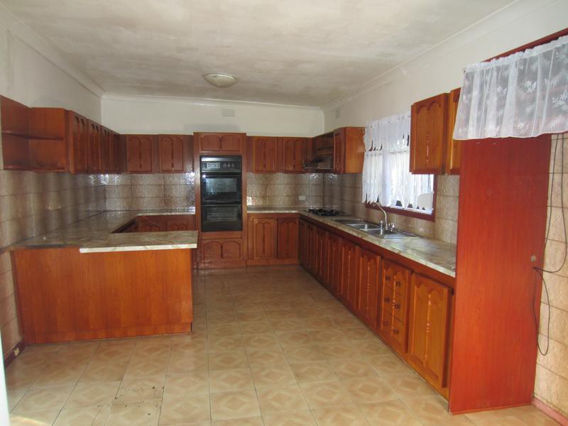 182 Bell Street, Coburg, VIC 3058 - Thumbnail 1 - 22/05/2019