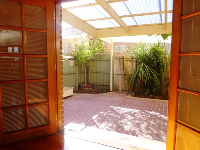 2A Norman Street, Coburg, VIC 3058 - Thumbnail 1 - 22/05/2019