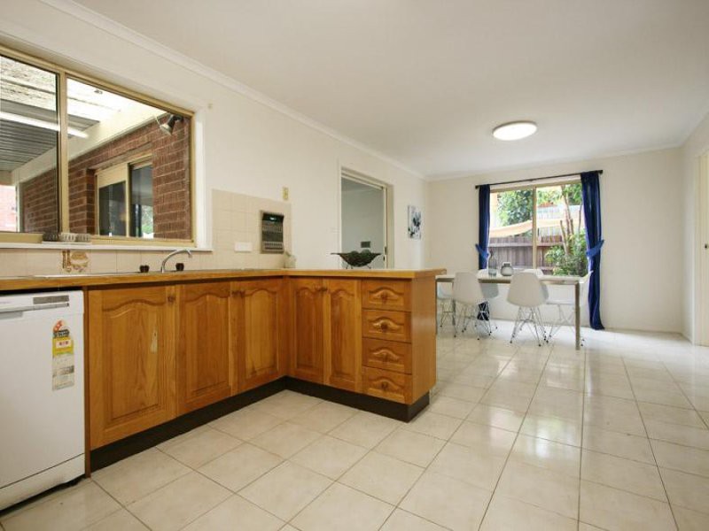 62 Cathies Lane, Wantirna South, VIC 3152 - Thumbnail 2 - 22/05/2019