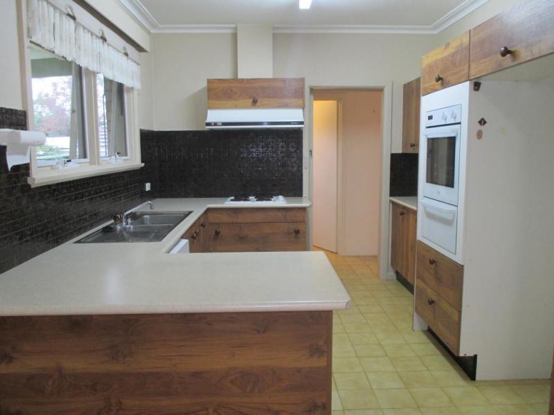 15 Mingana Road, Wantirna South, VIC 3152 - Thumbnail 2 - 22/05/2019