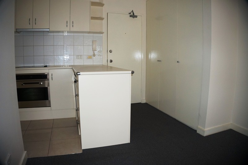 106/445 Royal Pde, Parkville, VIC 3052 - Thumbnail 2 - 22/05/2019