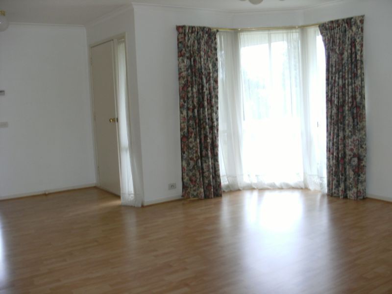 1 Pia
Drive, Rowville, VIC 3178 - Thumbnail 2 - 22/05/2019