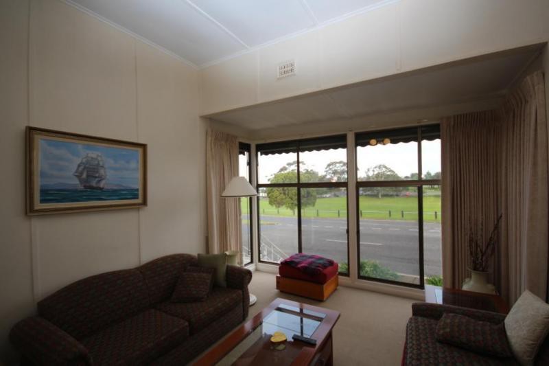35 Liverpool Street, Rippleside, VIC 3215 - Thumbnail 2 - 22/05/2019