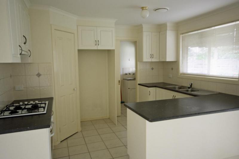 1 Giles Place, Traralgon, VIC 3844 - Thumbnail 2 - 22/05/2019