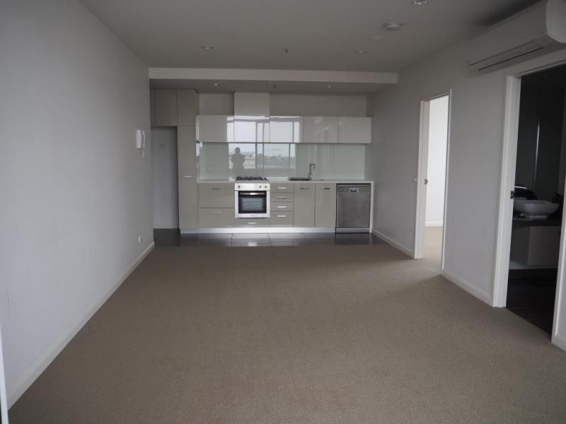 406/8 Breavington Way, Northcote, VIC 3070 - Thumbnail 1 - 22/05/2019