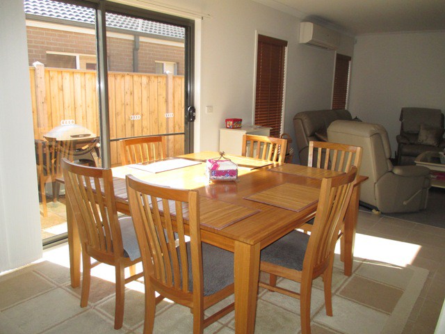 18 Casino Parade, Point Cook, VIC 3030 - Thumbnail 2 - 22/05/2019