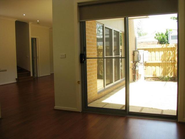 2/9 Brett Street, Brunswick, VIC 3056 - Thumbnail 1 - 22/05/2019