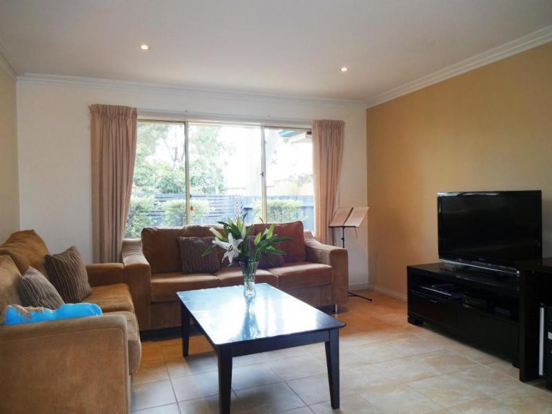 2/23 White Road, Wantirna South, VIC 3152 - Thumbnail 2 - 22/05/2019