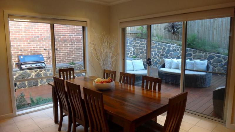 11/171 St Helena Road, Greensborough, VIC 3088 - Thumbnail 2 - 22/05/2019