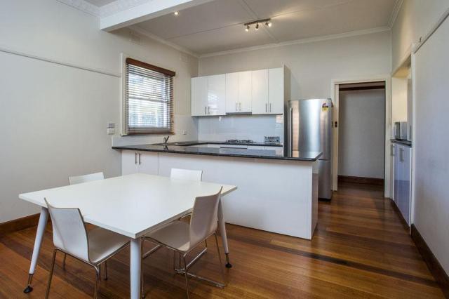 13 Magdala Avenue, Strathmore, VIC 3041 - Thumbnail 1 - 22/05/2019