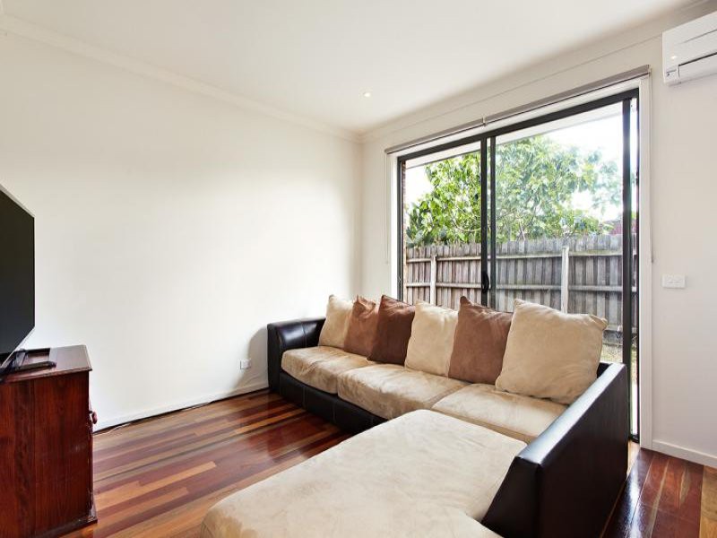 2a Broughton Avenue, Reservoir, VIC 3073 - Thumbnail 2 - 22/05/2019