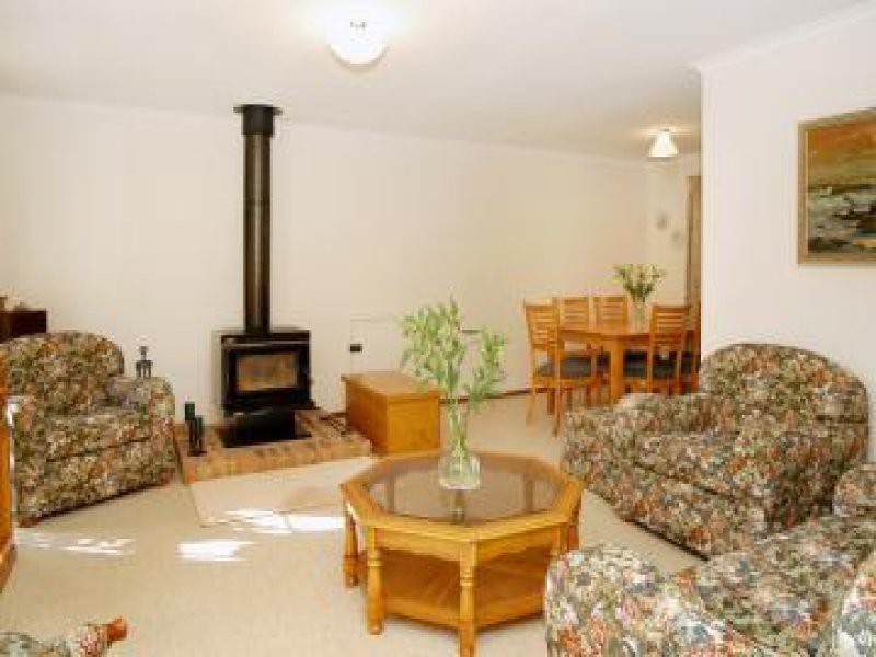 39 Ashcombe Drive, Ringwood, VIC 3134 - Thumbnail 1 - 22/05/2019