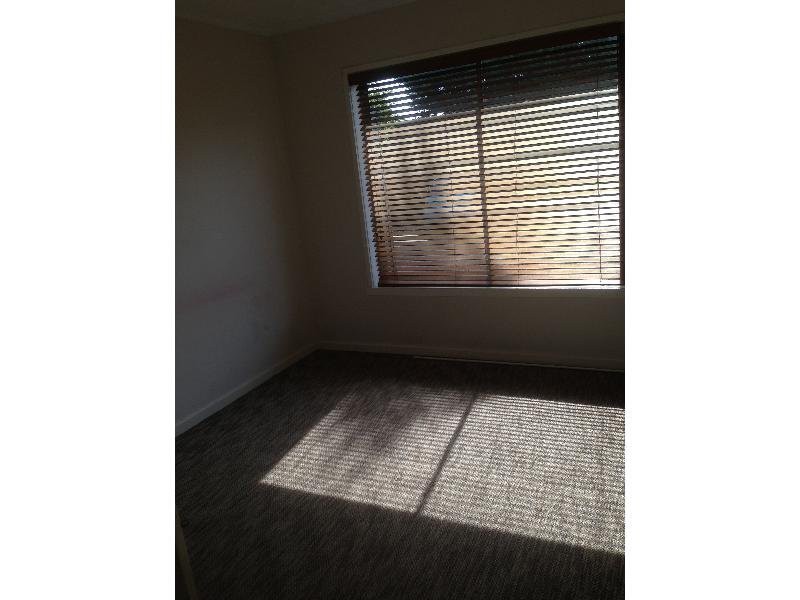 1/59-61 Rhodes Parade, Oak Park, VIC 3046 - Thumbnail 2 - 22/05/2019