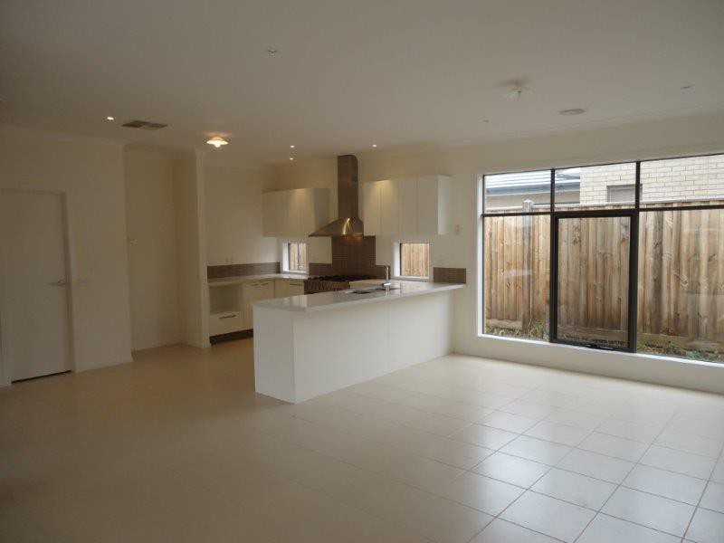 13 Delaney Boulevard, Williams Landing, VIC 3027 - Thumbnail 2 - 22/05/2019