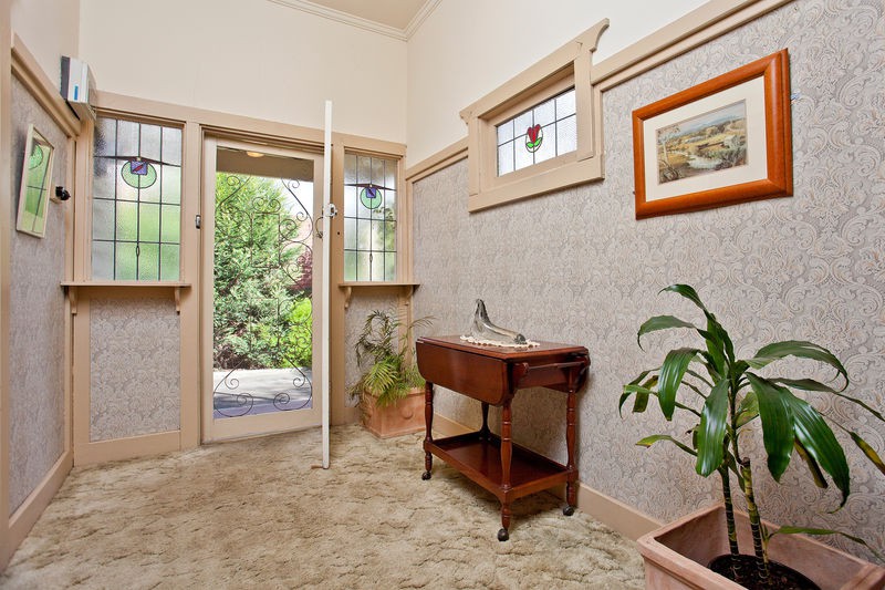 54 Price Street, Essendon, VIC 3040 - Thumbnail 1 - 22/05/2019