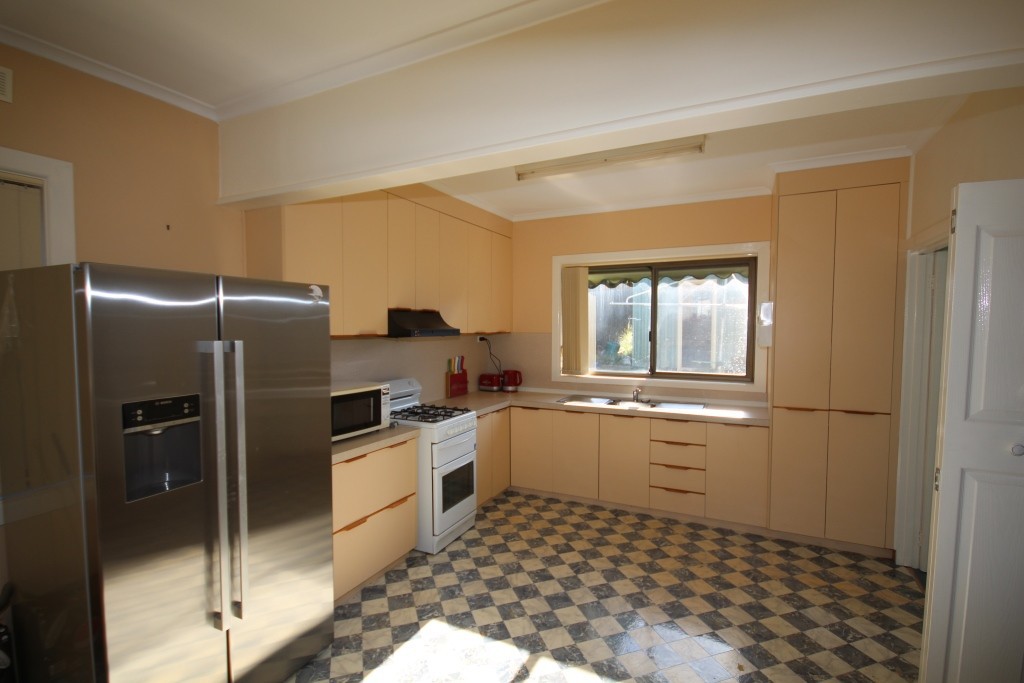 131 Anakie Road, Bell Post Hill, VIC 3215 - Thumbnail 2 - 22/05/2019