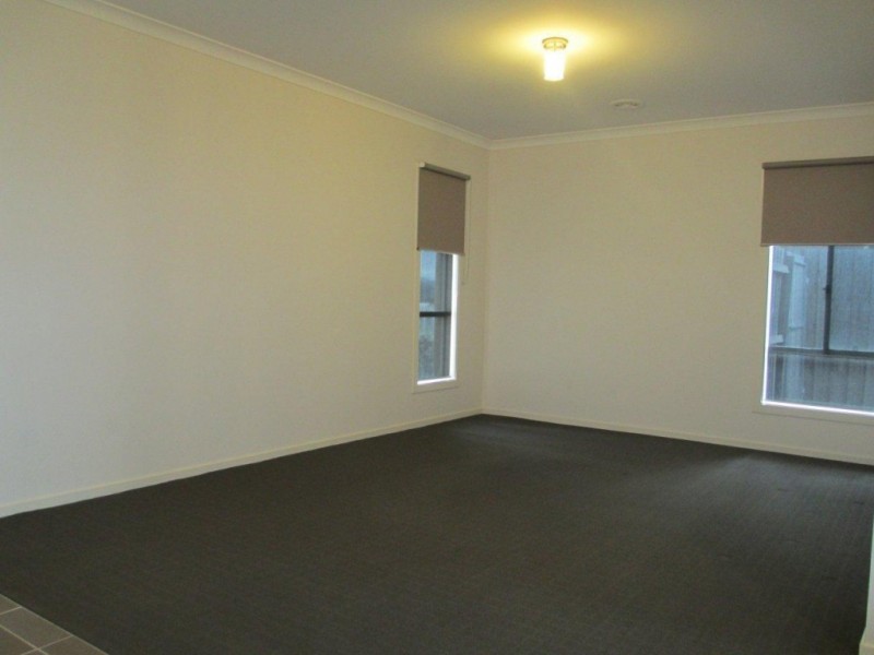 20 Landscape Drive, Truganina, VIC 3029 - Thumbnail 2 - 22/05/2019