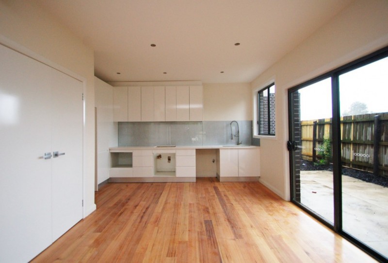 8/135-137 Cardinal Road, Glenroy, VIC 3046 - Thumbnail 2 - 20/05/2019