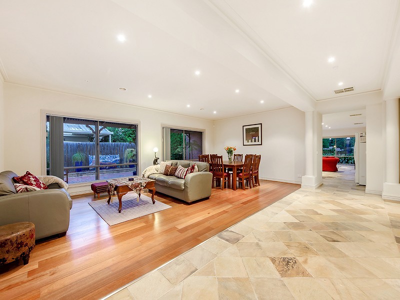 16 Lindsay Court, Taylors Lakes, VIC 3038 - Thumbnail 1 - 22/05/2019