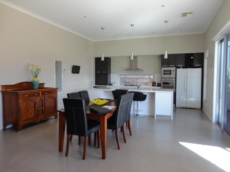 3 Knox Court, Kennington, VIC 3550 - Thumbnail 1 - 22/05/2019