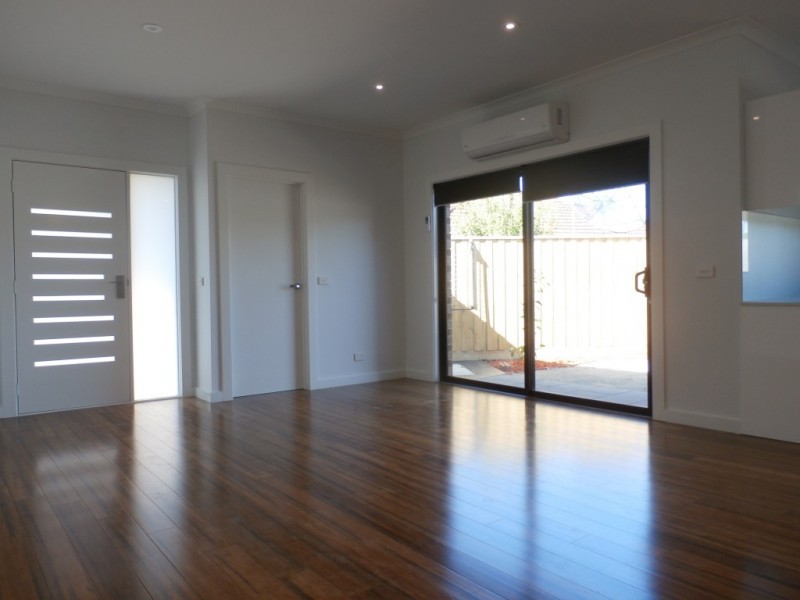 2/3 Emma Street, Fawkner, VIC 3060 - Thumbnail 2 - 22/05/2019