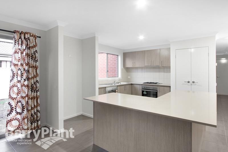 44 Salvia Avenue, Pakenham, VIC 3810 - Thumbnail 1 - 22/05/2019