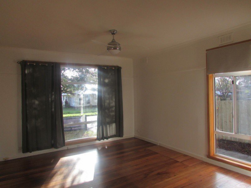30 Frome Avenue, Frankston, VIC 3199 - Thumbnail 1 - 10/06/2015