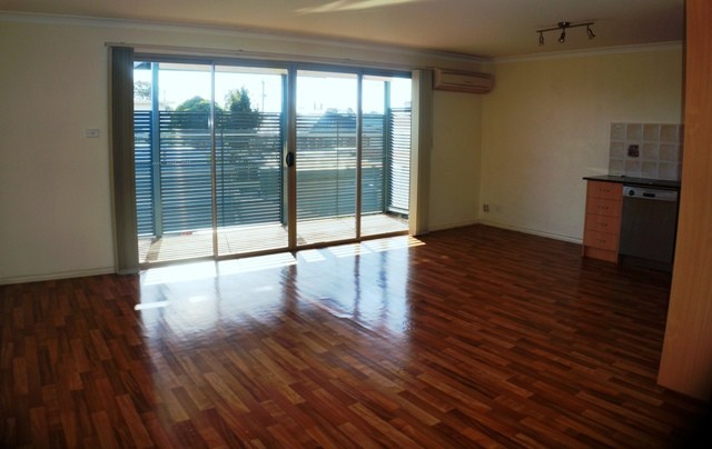 2/47 Glenlyon Road, Brunswick, VIC 3056 - Thumbnail 2 - 22/05/2019