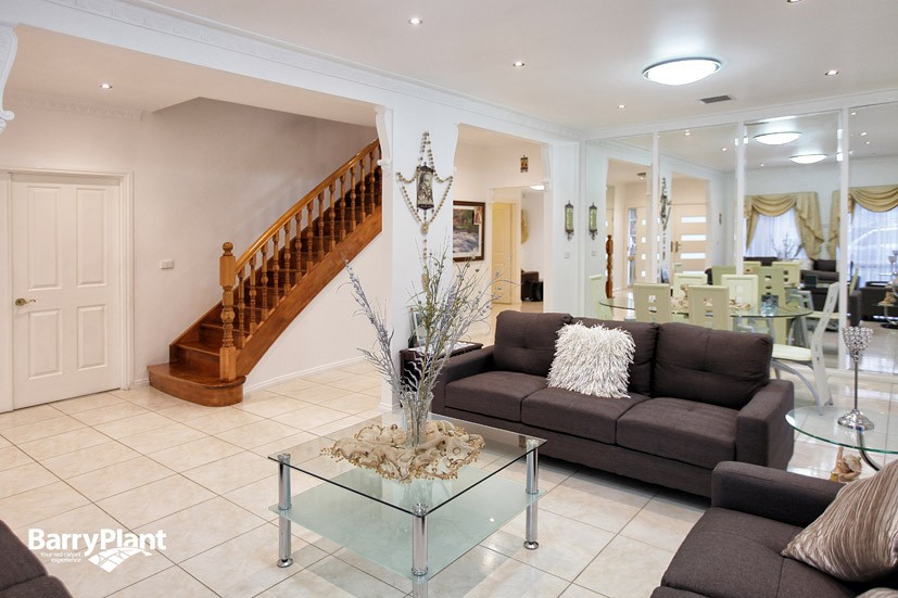 4 Golfview Drive, Craigieburn, VIC 3064 - Thumbnail 1 - 22/05/2019