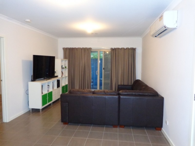 2/2 Pearce Court, Altona Meadows, VIC 3028 - Thumbnail 2 - 22/05/2019