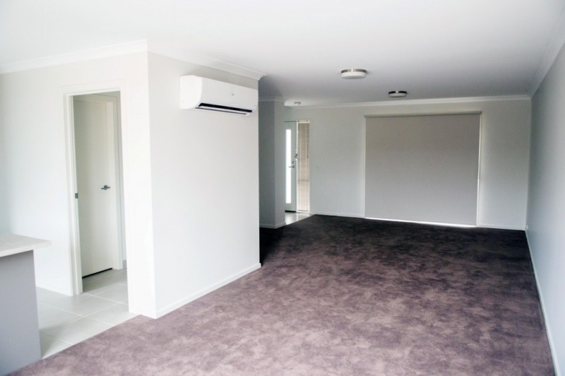 33 Venezia Promenade, Greenvale, VIC 3059 - Thumbnail 2 - 23/05/2019