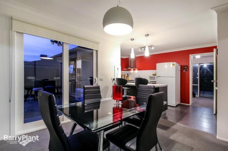 1/17 Cameron Way, Pakenham, VIC 3810 - Thumbnail 2 - 23/05/2019