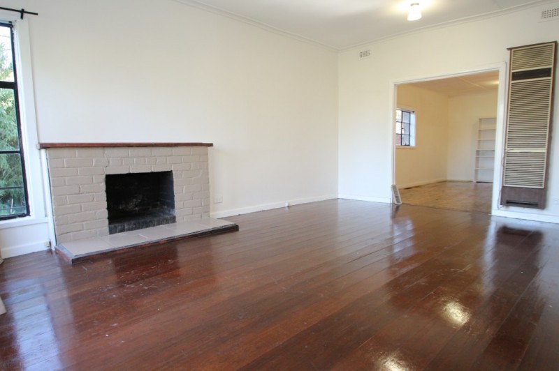 295 Mt Dandenong Road, Croydon, VIC 3136 - Thumbnail 1 - 23/05/2019