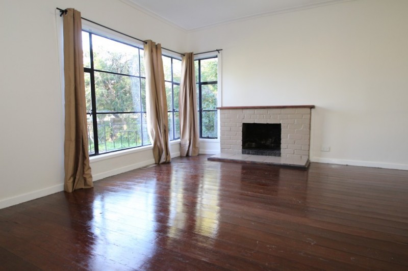 295 Mt Dandenong Road, Croydon, VIC 3136 - Thumbnail 2 - 23/05/2019