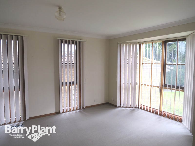 8 Shawnee Court, Narre Warren, VIC 3805 - Thumbnail 1 - 23/05/2019