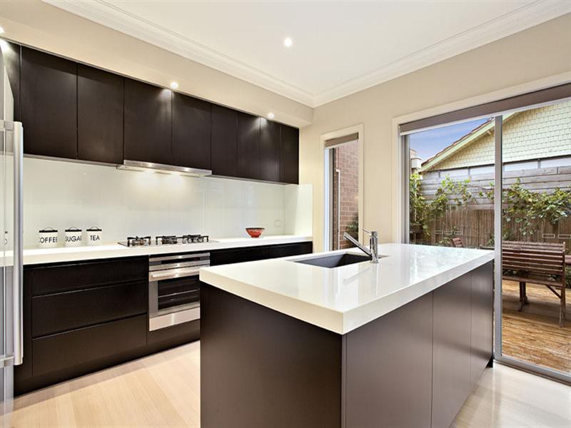 1/17 Sussex Street, Preston, VIC 3072 - Thumbnail 1 - 23/05/2019